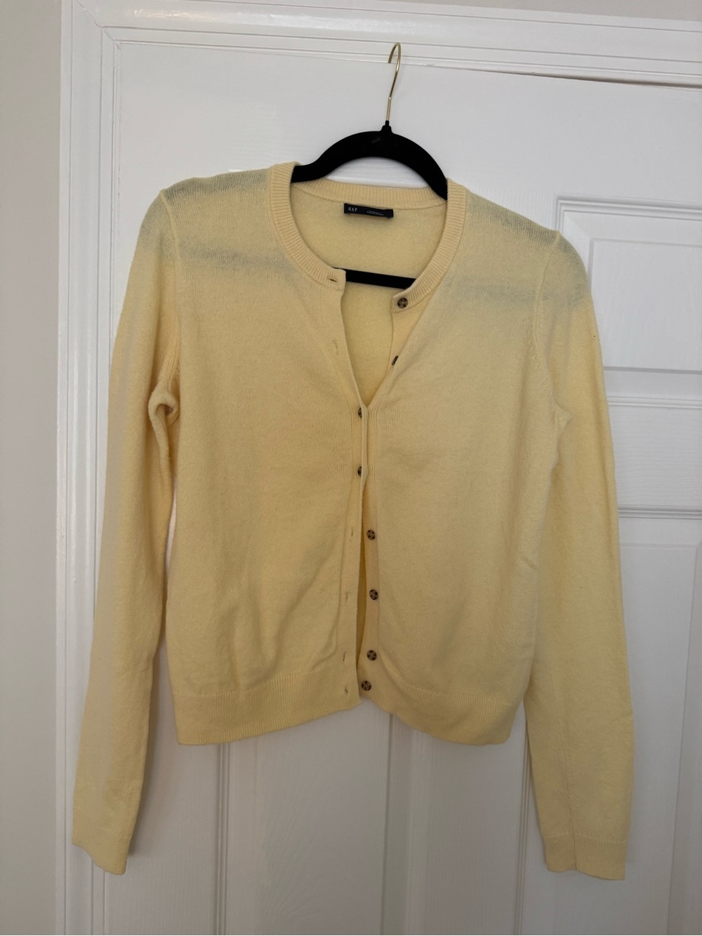 GAP Yellow Button-Front Cardigan - Picture 3 of 5
